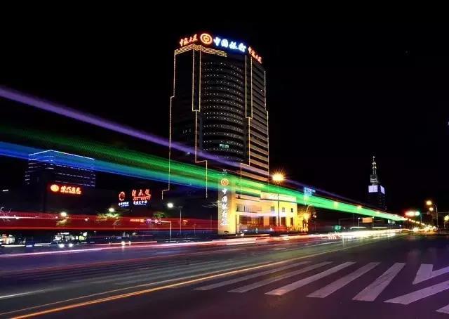 (东风路与朝阳大街交叉口)