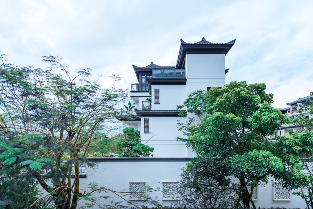 合甲十里春风栖湖叠墅实景