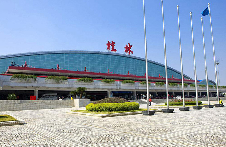 翡翠潮庭 周边配套：桂林两江国际机场