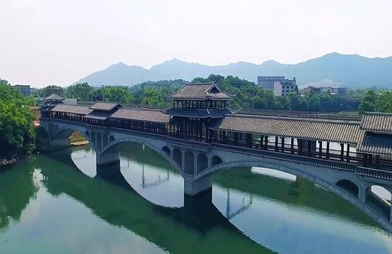 灵川碧桂园 三江风雨桥