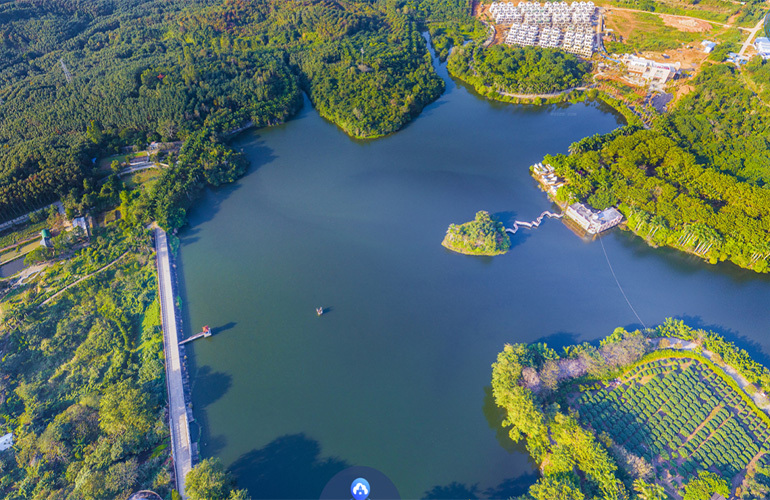 万隆悦山水 花果山湖畔