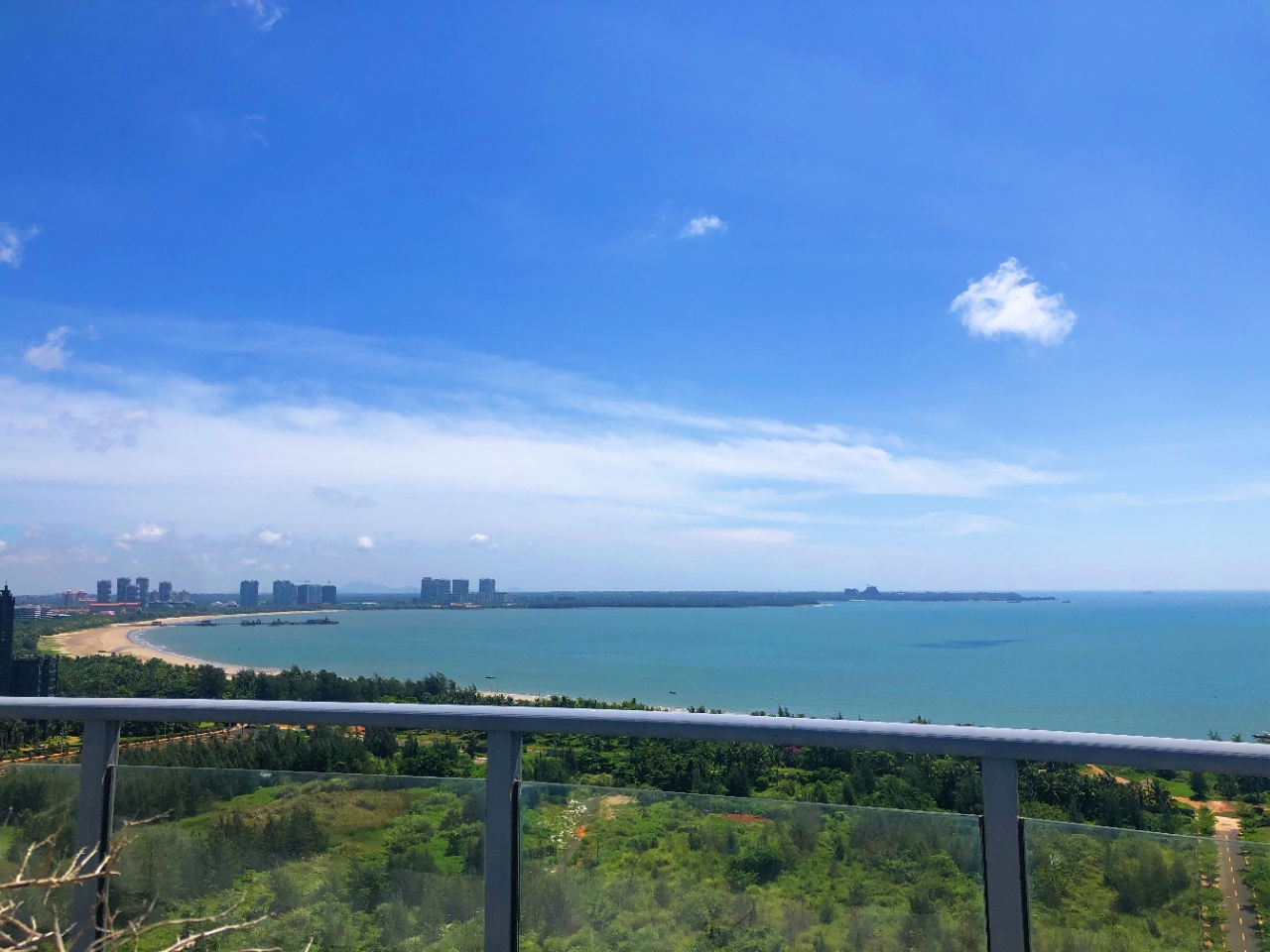 东方龙湾