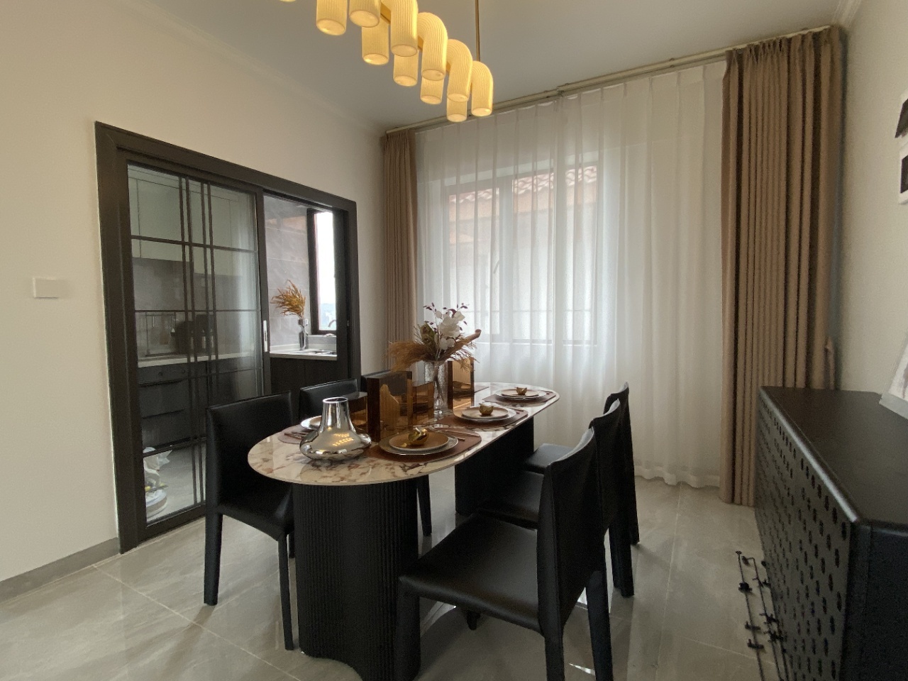 万宁山柚园 样板间