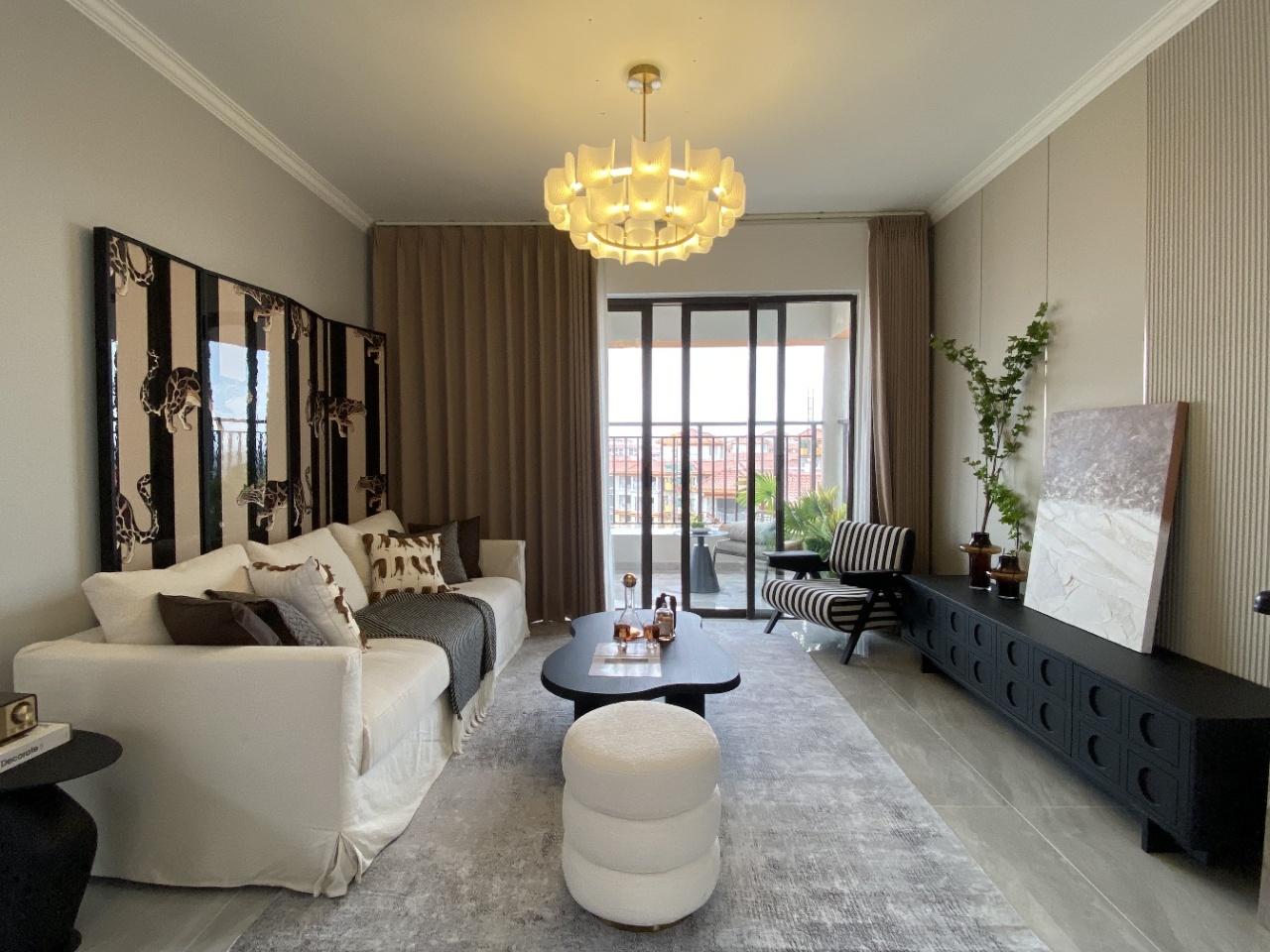 万宁山柚园 样板间