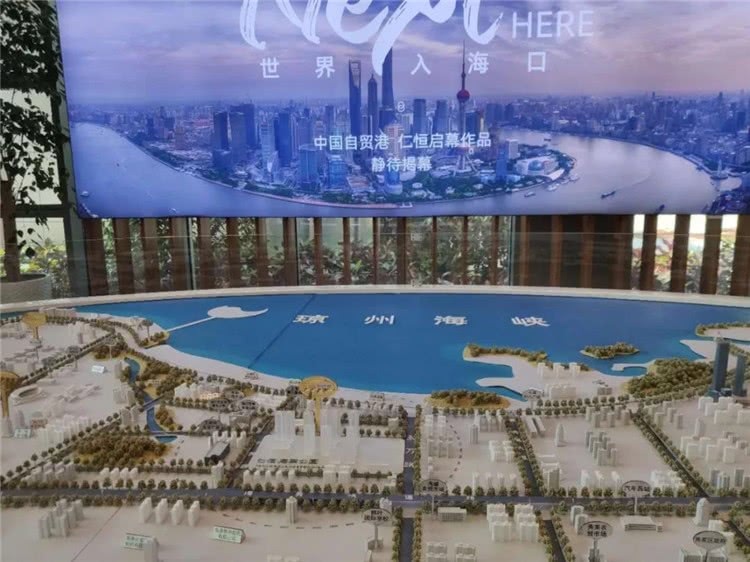 仁恒海棠公园一期14栋800套已经售罄,单价17400元/㎡左右,4000元/㎡