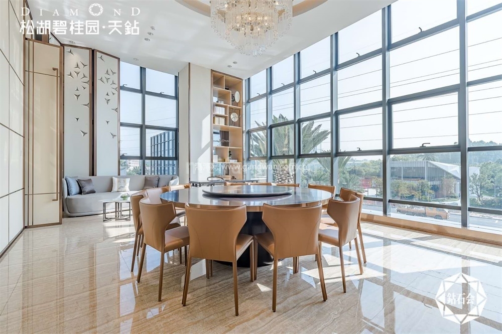 松湖碧桂园天钻样板间
