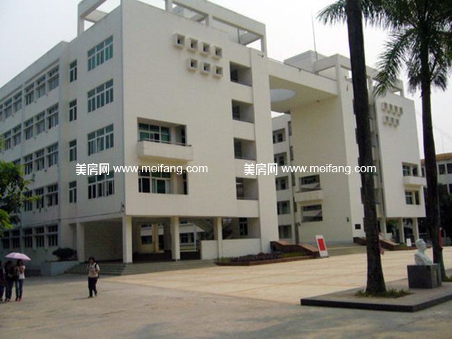 南开大学附属中学儋州中学教学楼 南开大学附属中学儋州中学教学楼