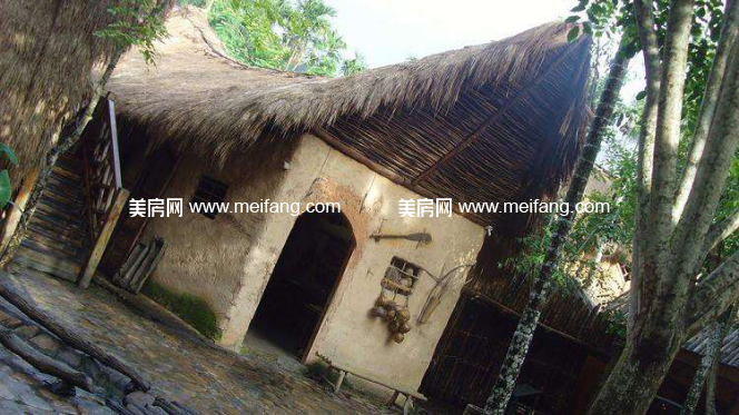 黎族船型屋民居