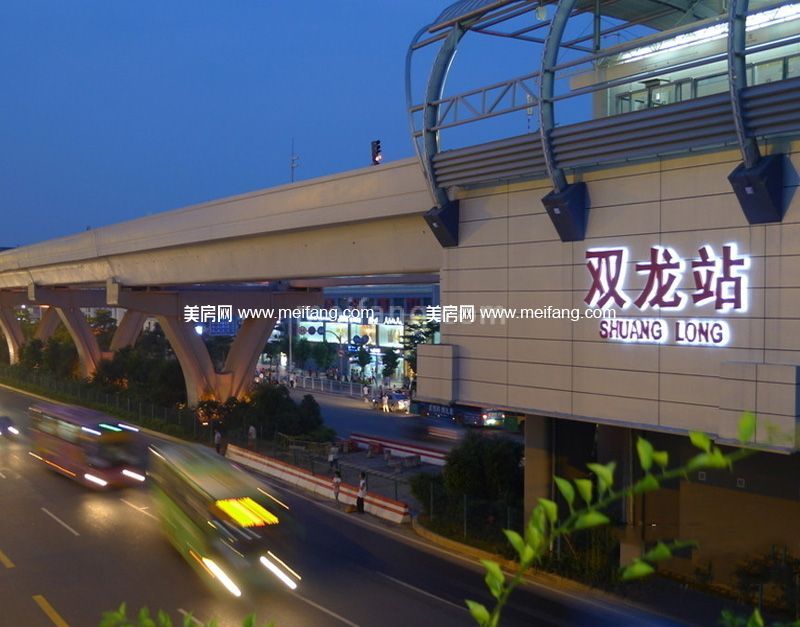 中骏四季阳光项目西北方向双龙地铁站