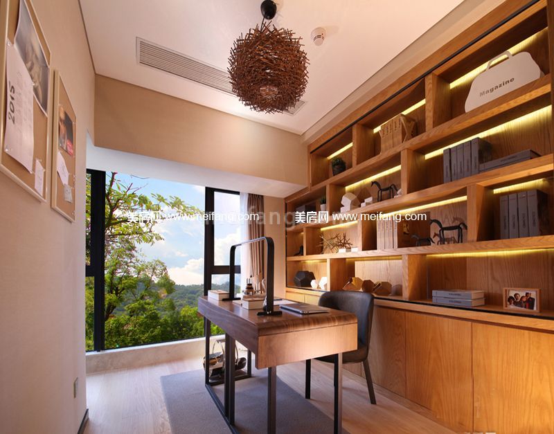 中骏四季阳光A1户型85平样板房书房