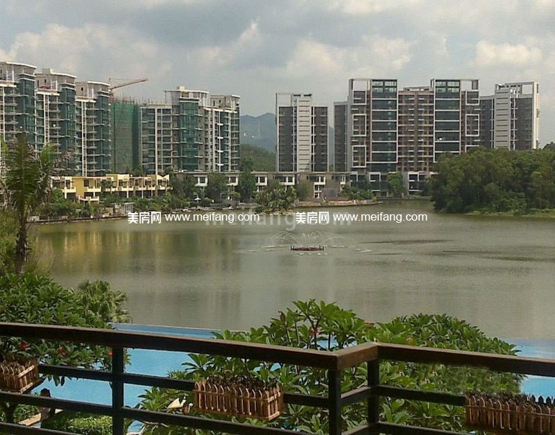 银湖山庄小区实景图