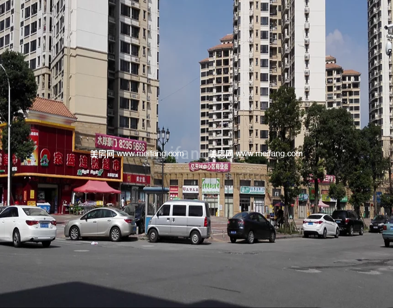中惠岭秀周边配套：佳兆业水岸豪门商业