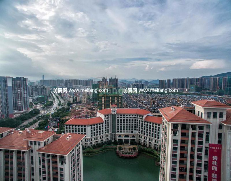 碧桂园翡翠山小区实景图 