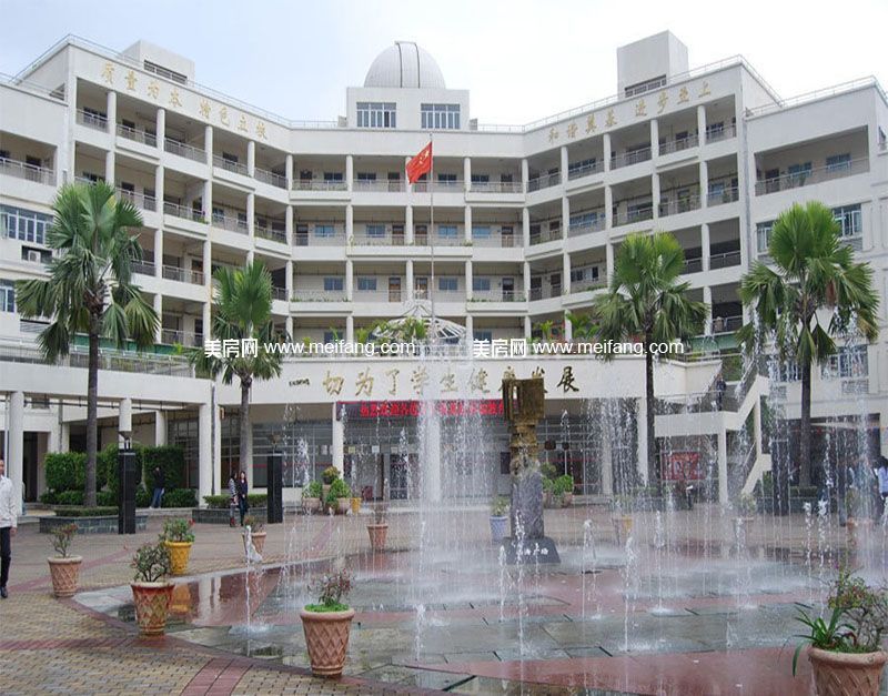 承翰陶柏莉周边配套：学校
