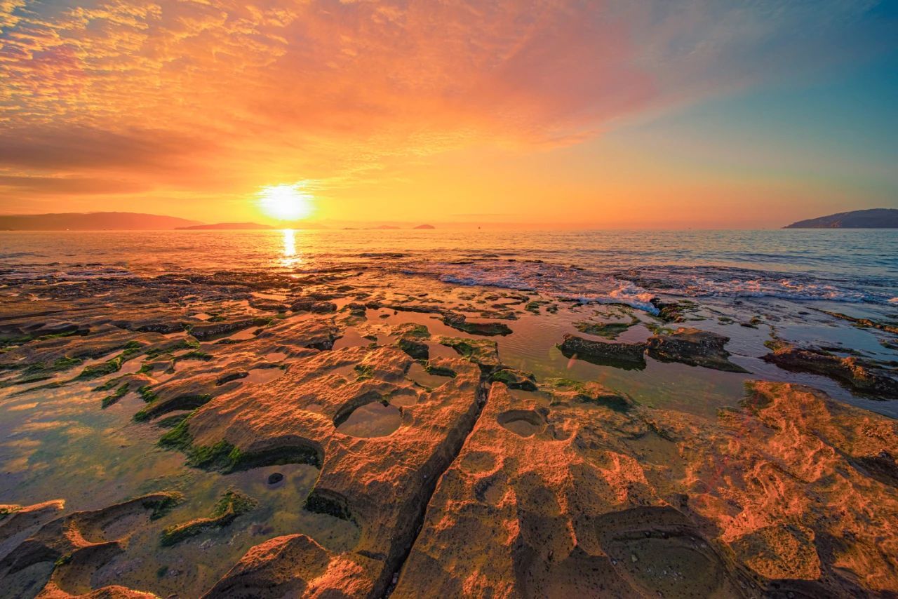 亚龙湾日出 亚龙湾日出