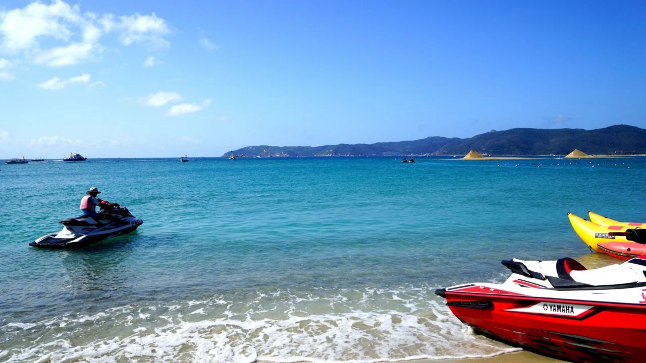 水碧天蓝 水碧天蓝