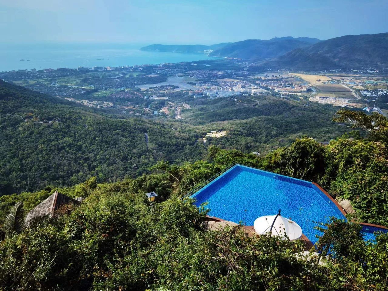 峭壁天池 峭壁天池