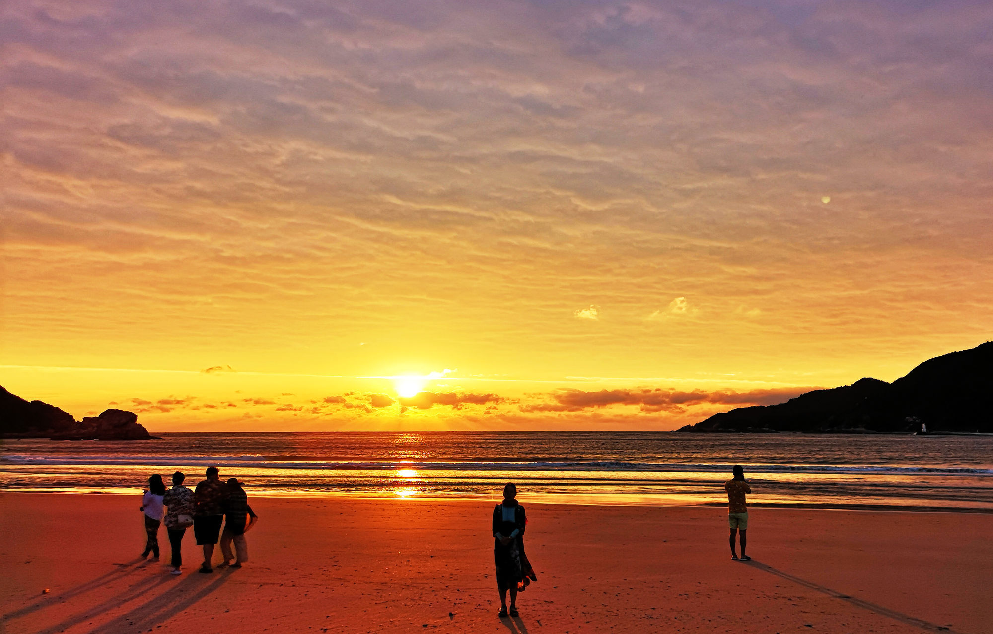 沐浴第 一缕阳光 沐浴第 一缕阳光