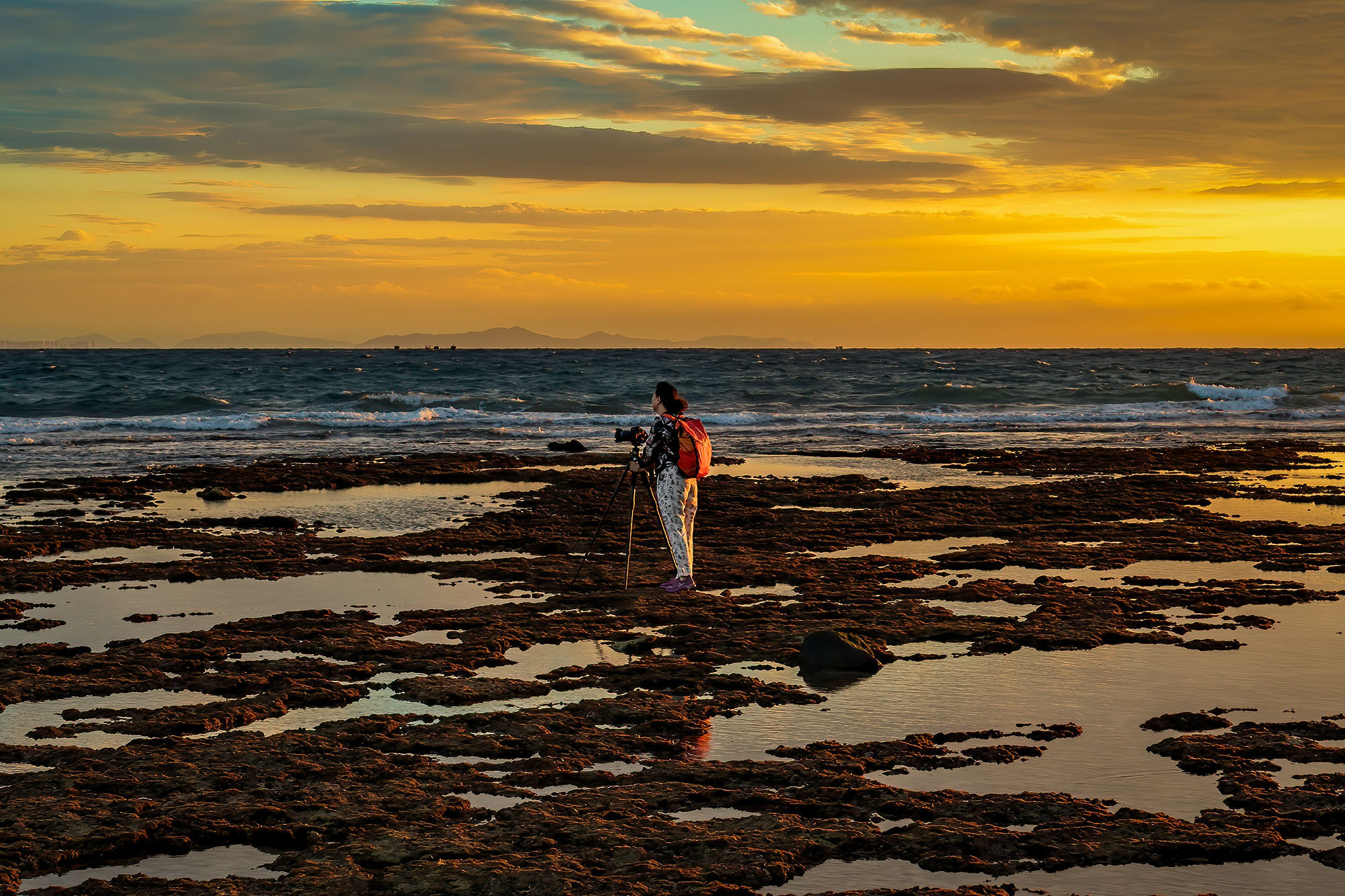 晨光里的摄影师 晨光里的摄影师