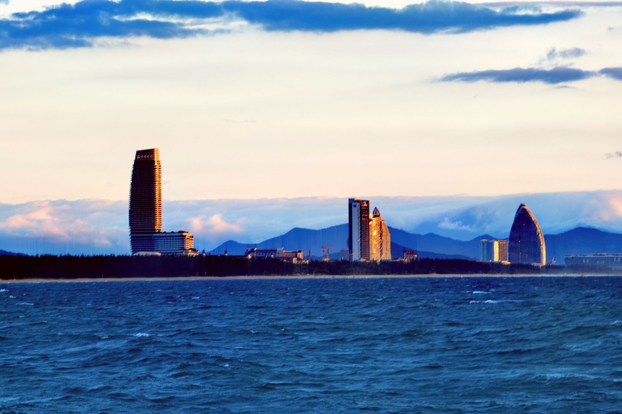 第 一缕阳光 第 一缕阳光