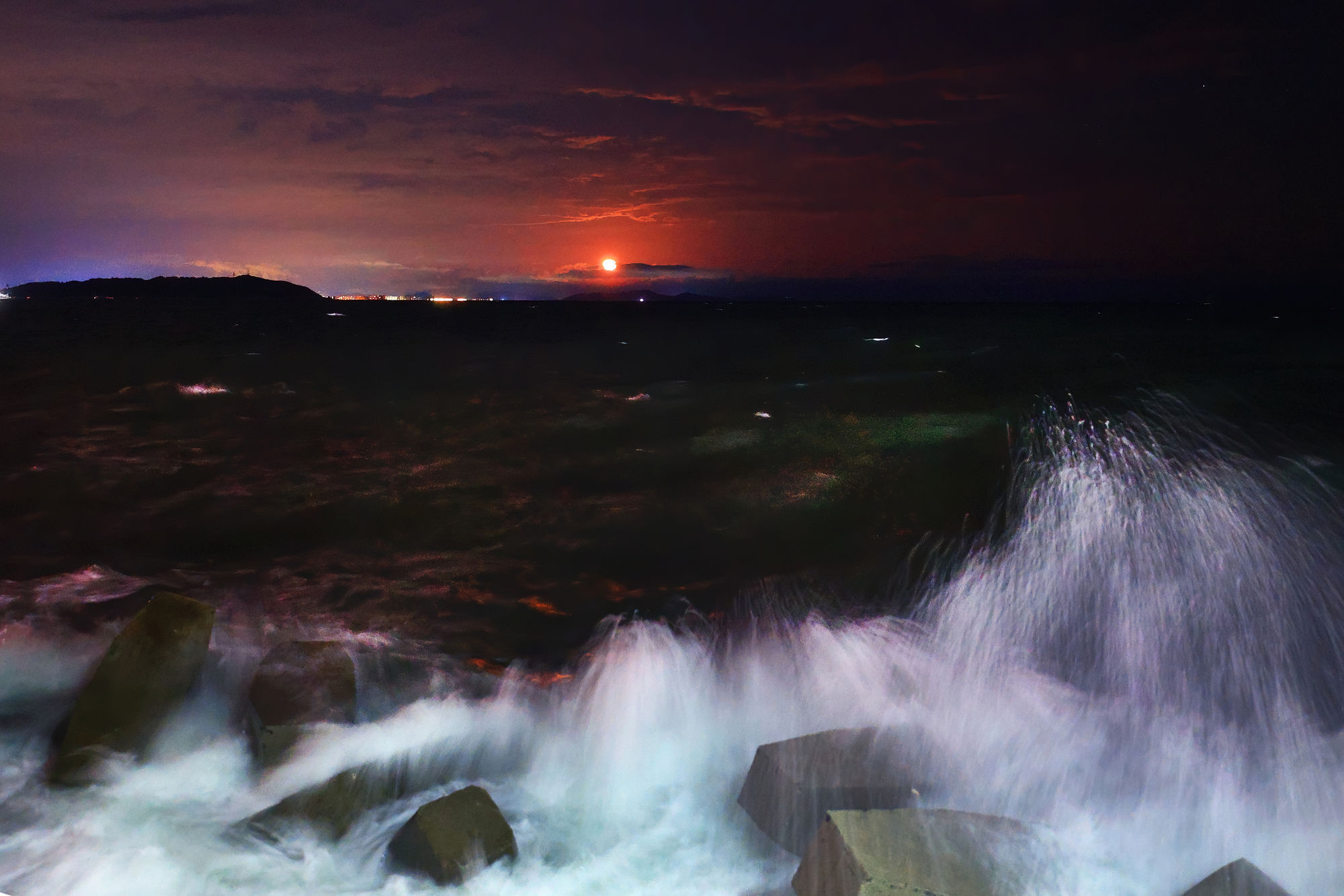 月升激浪 月升激浪