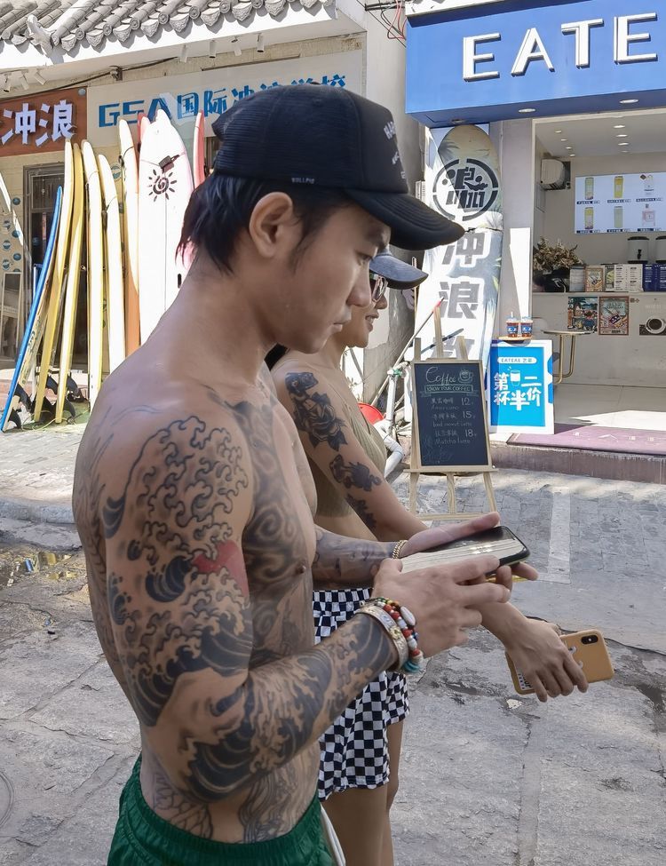 纹身的帅哥 纹身的帅哥