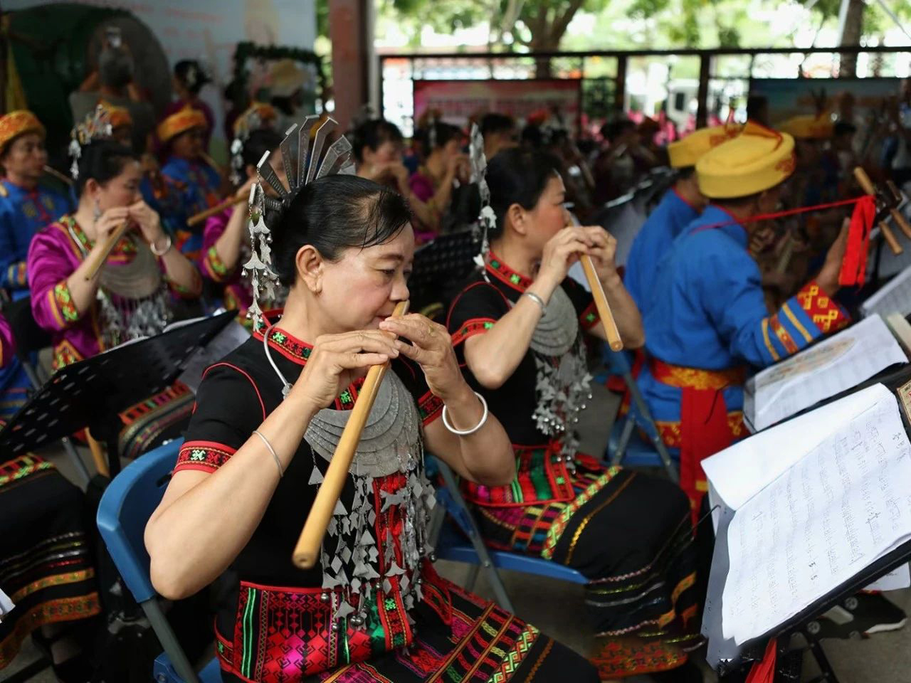 欢乐的“三月三” 欢乐的“三月三”