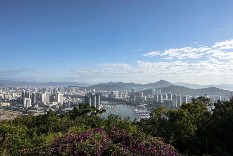 聚焦黎族风情~三亚市旅琼摄影家协会鹿回头环境人像拍摄纪实 聚焦黎族风情~三亚市旅琼摄影家协会鹿回头环境人像拍摄纪实