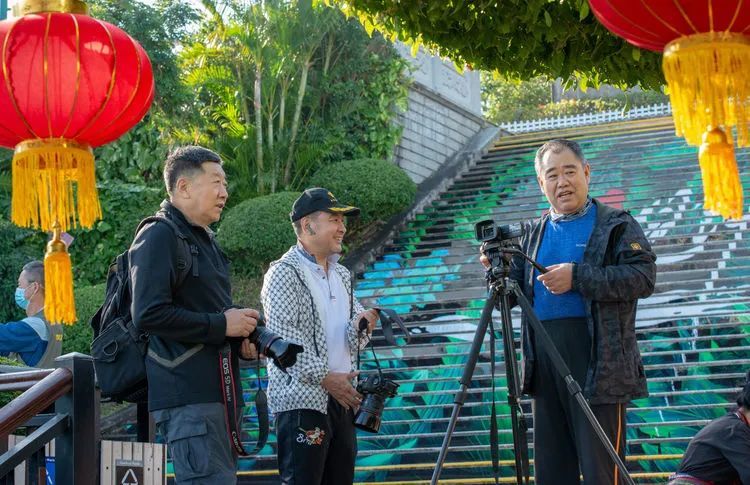 聚焦黎族风情~三亚市旅琼摄影家协会鹿回头环境人像拍摄纪实 聚焦黎族风情~三亚市旅琼摄影家协会鹿回头环境人像拍摄纪实