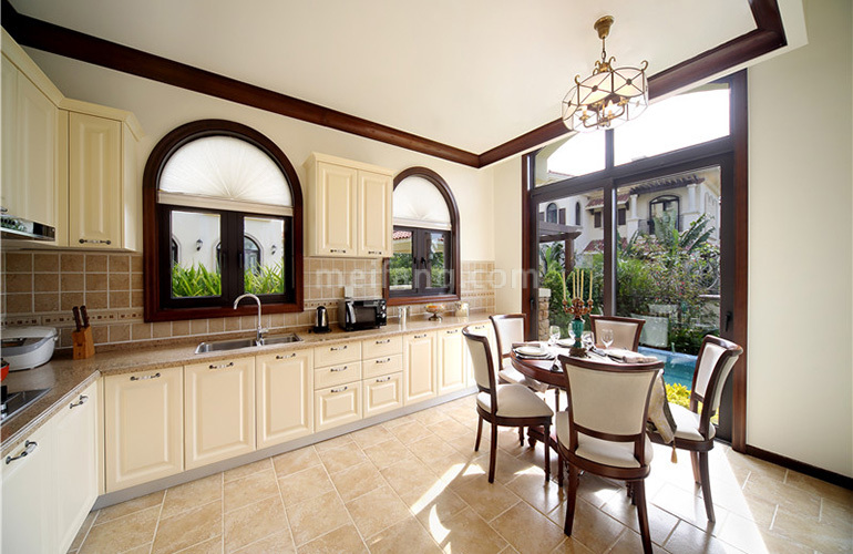 金泰南燕湾样板间:厨房