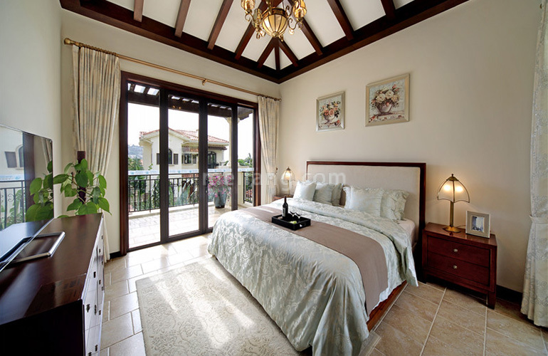 金泰南燕湾样板间:卧室