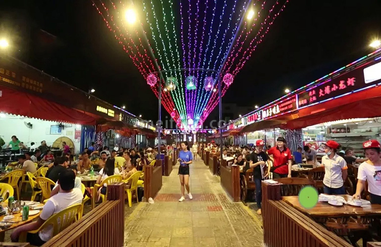 金地华府周边配套：金盘夜市