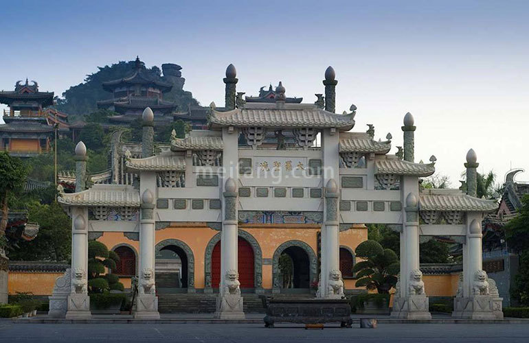 首创森林湖周边配套：定安文笔峰