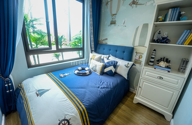 彰泰春江海岸卧室