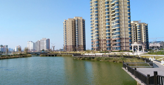 威海香庭海岸在售建面48.79-97.13㎡1居-2居,均价11000元/㎡