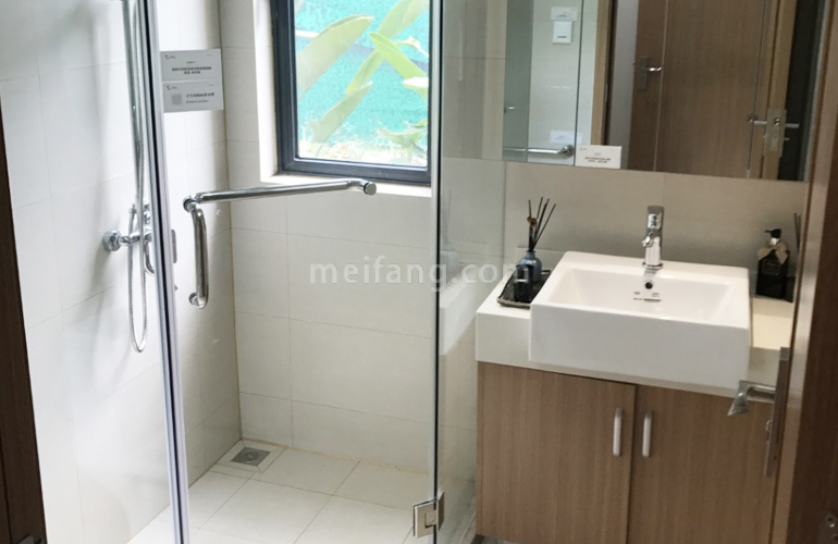 新合鑫观悦城样板间：卫生间