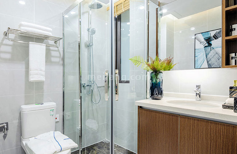 和泓海棠府空中境墅卫生间