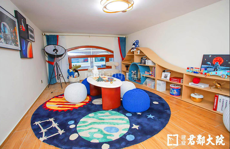 建业君邻大院多功能房