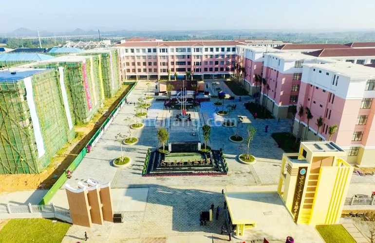 万通农商时代广场西南大学东方实验中学