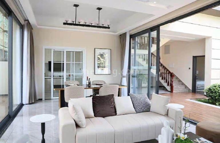 名仕湾样板间：客厅