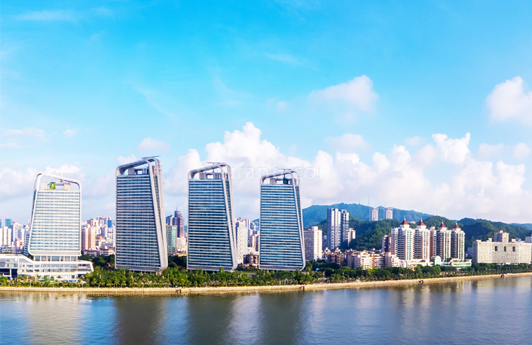 仁恒滨海中心实景图