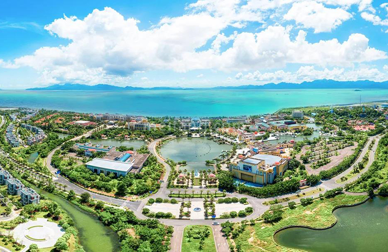 三一蓝海花园海泉湾度假区
