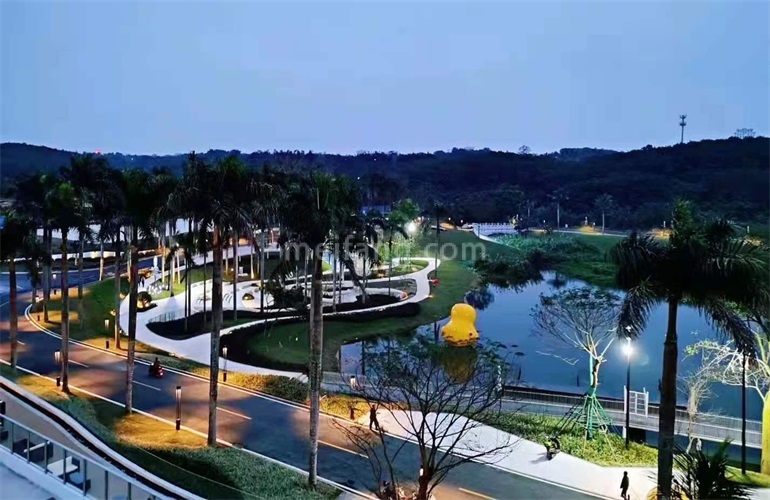 鸿基翡翠湖实景图