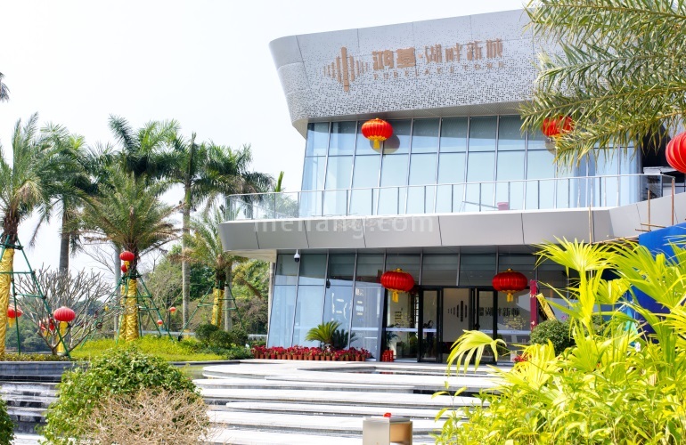 鸿基翡翠湖实景图