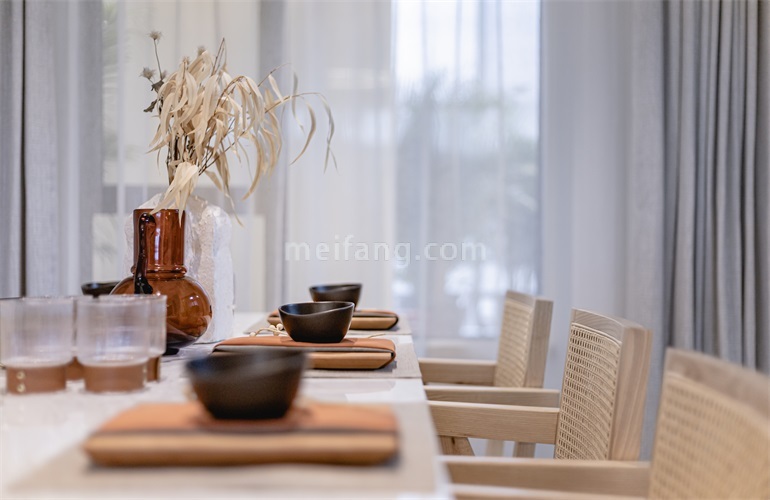 鸿基翡翠湖建面127㎡洋房-餐厅