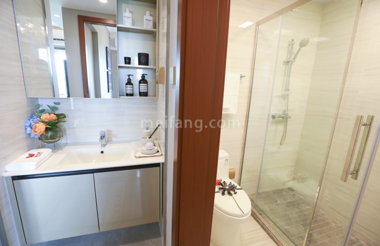 景业白鹭洲卫生间