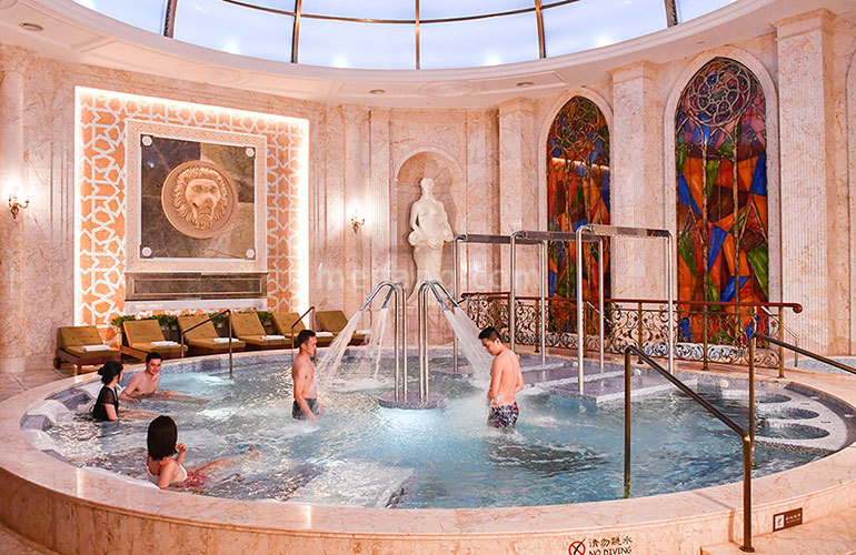 恒大海花岛温泉城