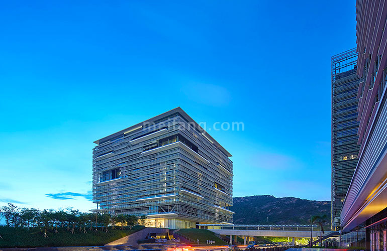 保利国际中心实景图