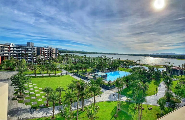 石梅半岛希尔顿逸林酒店