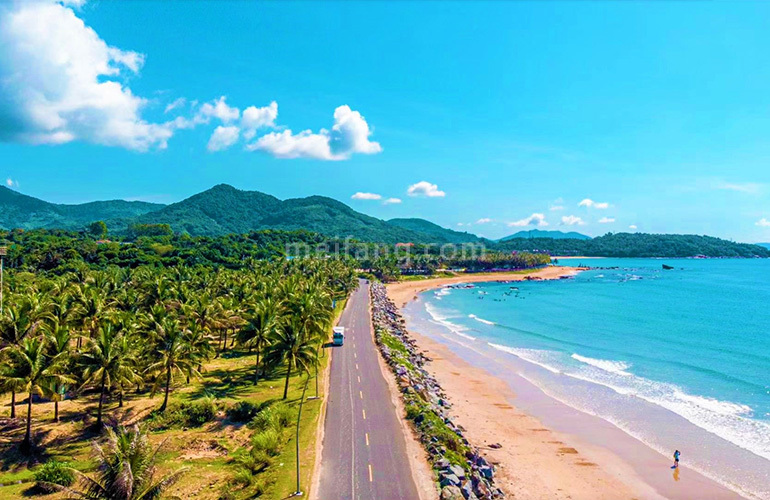 千弘国际日月湾